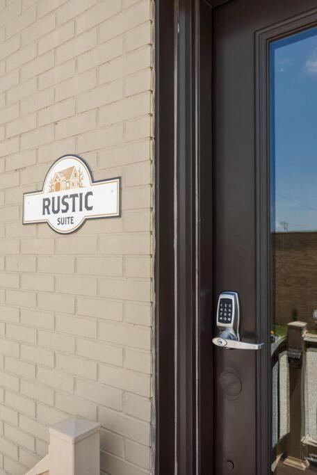 The Rustic Suite - Main Street Lodge In Berlin Exteriér fotografie
